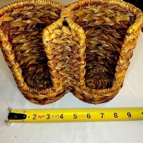 Vintage Double Wine Bottle Woven Wicker Tote with Rotating Handle 14x8 - Picture 6 of 8